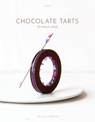 Chocolate Tarts by Maja Vase